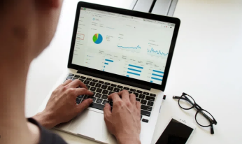 外贸出口数据哪里可以查？用royal皇家88(集团) 数据